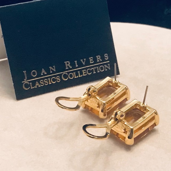 Joan Rivers Vintage Crystal Necklace & Earrings Set - Picture 9 of 16